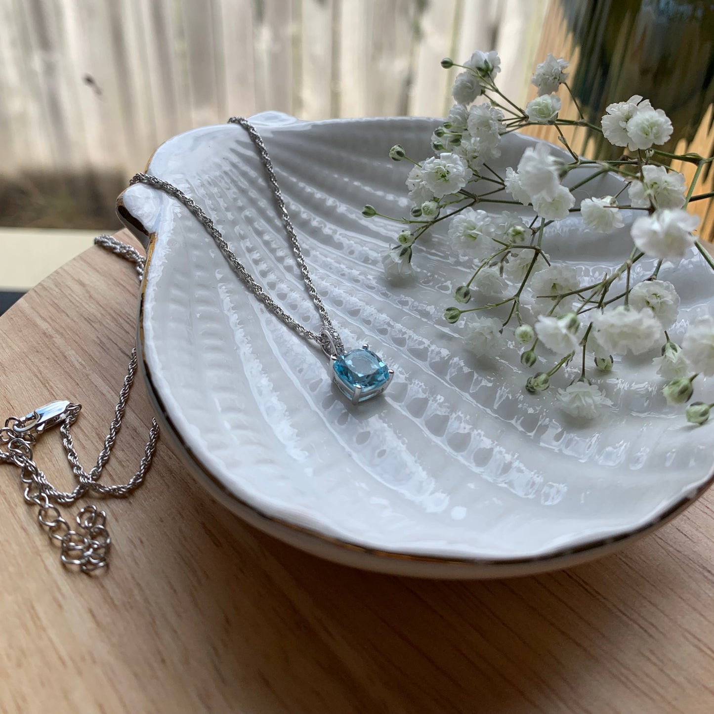 Aura Lumina Pendant - Silver