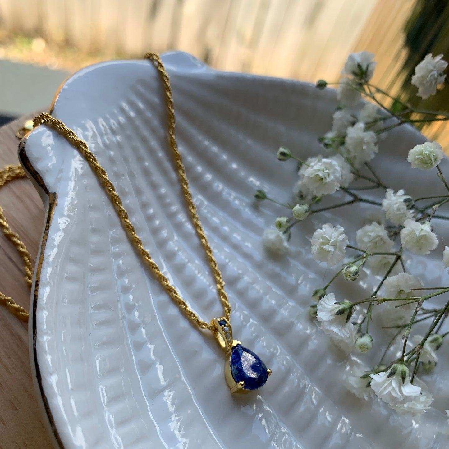 Aura Drop Pendant - Gold