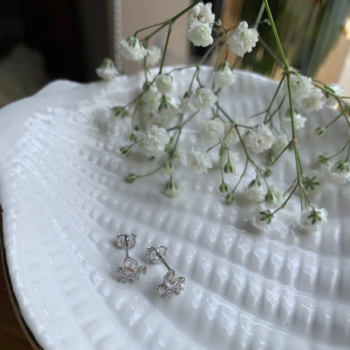 Aura Drop Studs - Silver