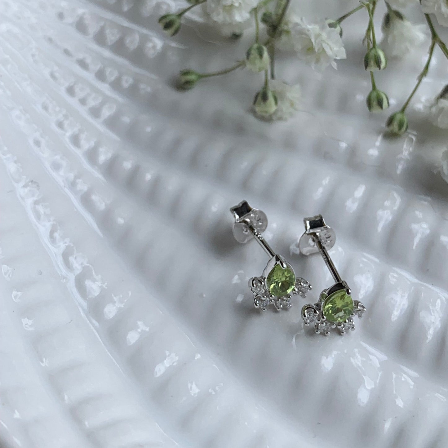 Aura Drop Studs - Silver