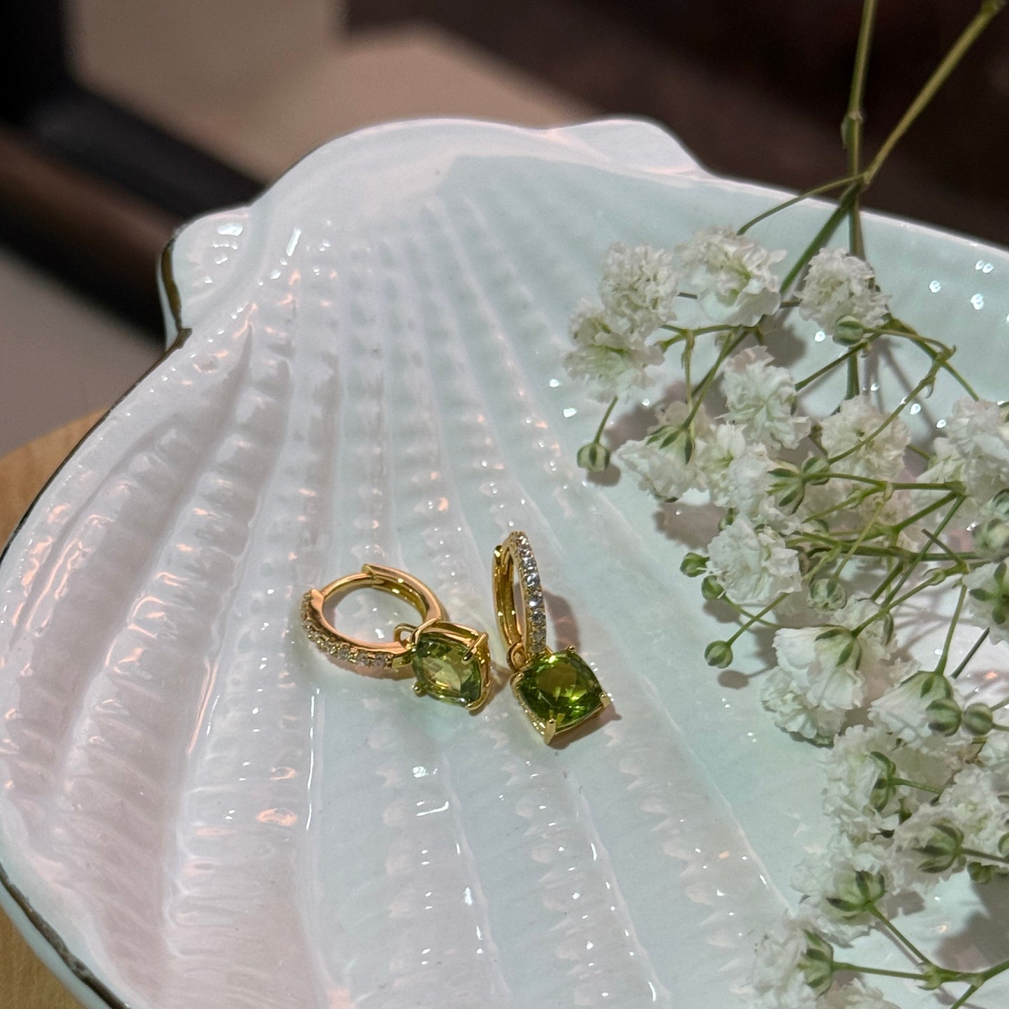 Aura Lumina Danglers - Gold