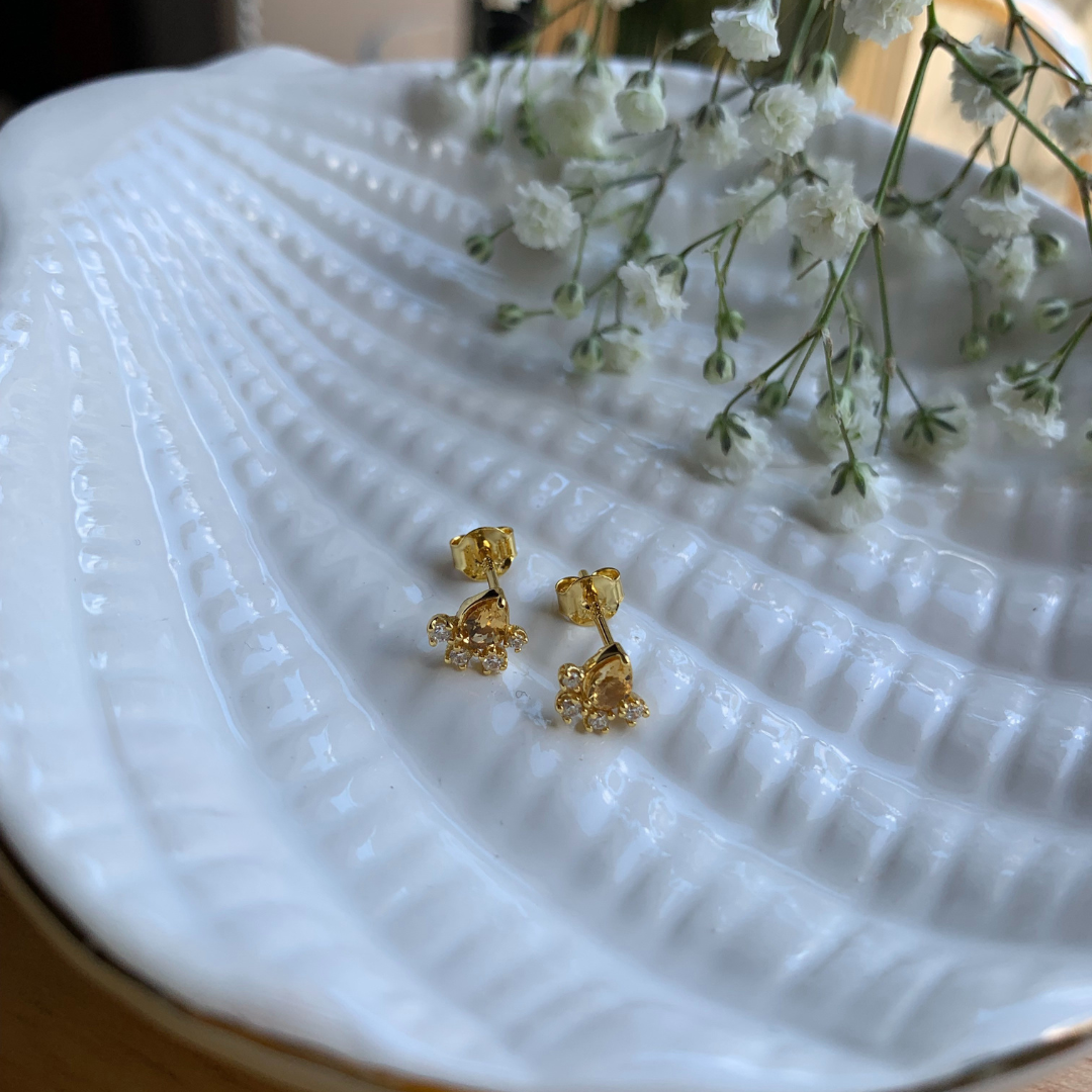 Aura Drop Studs - Gold