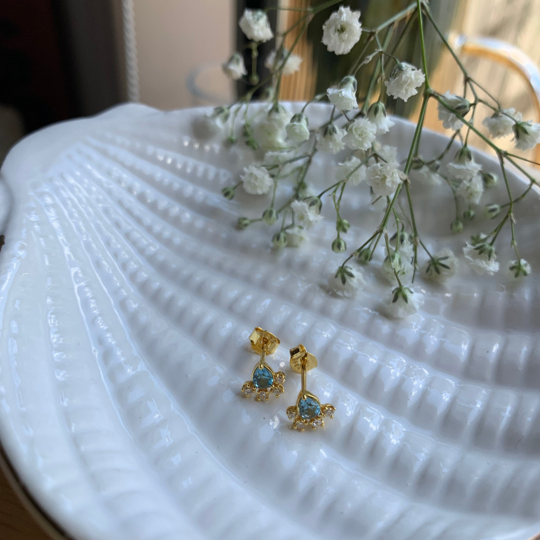 Aura Drop Studs - Gold